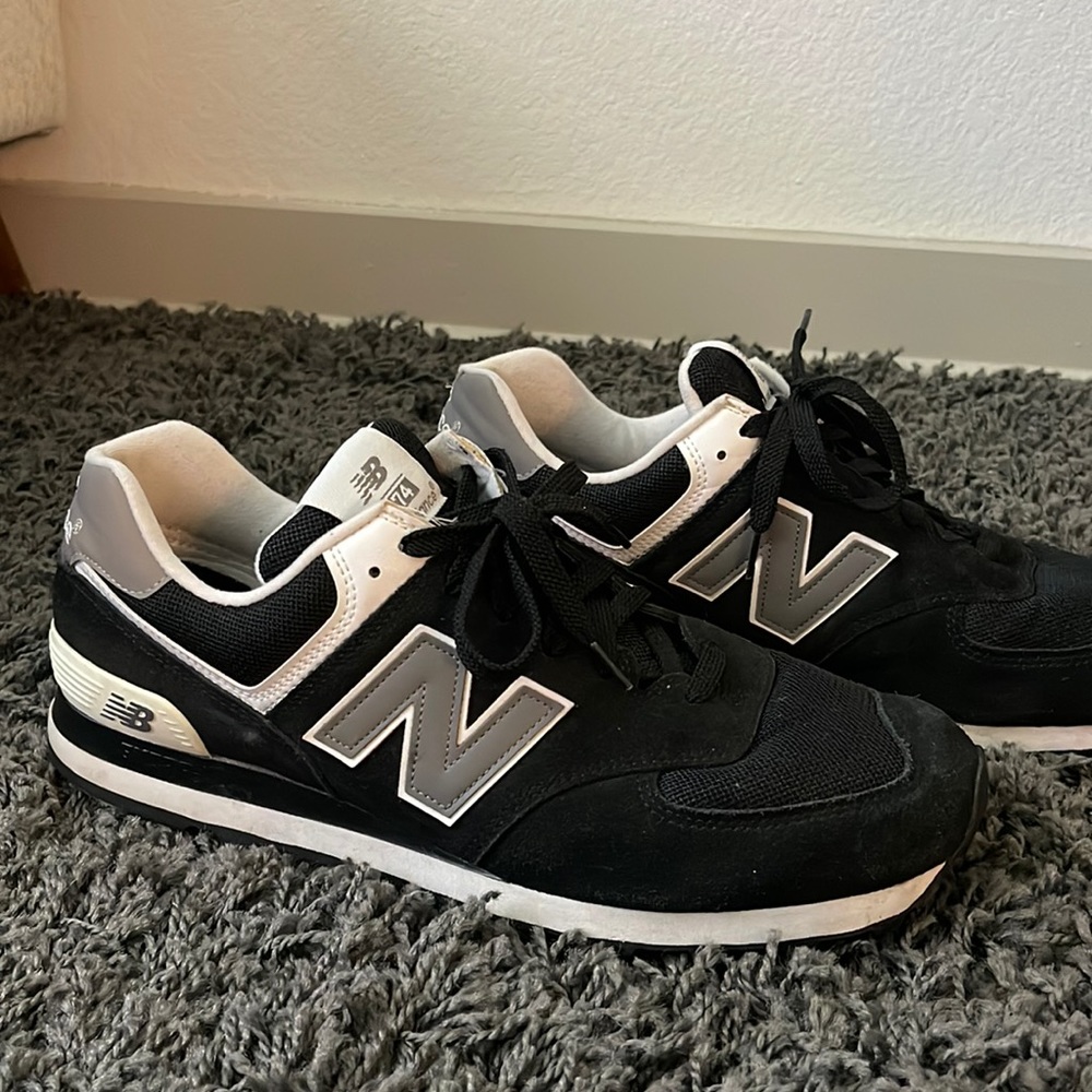 Mens black New Balance sneakers, size 13